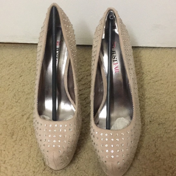 Nude high heels with diamond studs - Picture 4 of 5